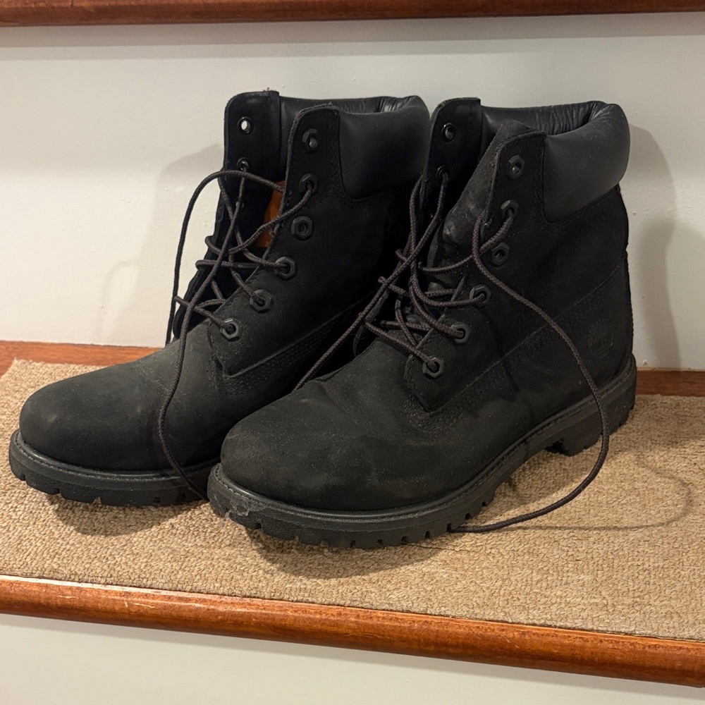 Timberland womens Dark Boots
